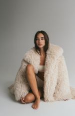 SOPHIE ROTHSCHILD - Instagram Photos 09/02/2025