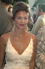 SUSAN WARD at American Outlaws Blazing Premiere in Westwood 08/14/2001
