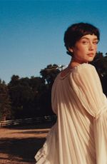 SYDNEY CHANDLER for Who What Wear, September 2025