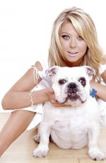 TARA REID for Razor Magazine