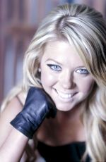 TARA REID for Razor Magazine