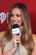 TATE MCRAE Performs at iHeartRadio Music Festival at T-Mobile Arena in Las Vegas 09/19/2025
