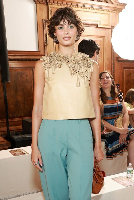 TAYLOR HILL at Ulla Johnson Fashion Show at NYFW in New York City 09/14/2025