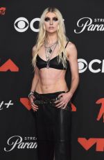 TAYLOR MOMSEN at 2025 MTV Video Music Awards at UBS Arena in Elmont 09/07/2025