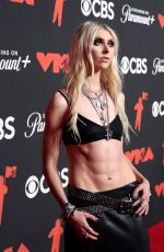 TAYLOR MOMSEN at 2025 MTV Video Music Awards at UBS Arena in Elmont 09/07/2025