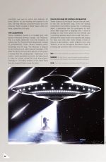 TAYLOR SWIFT - The Taylor Swift Fanbook - 9th Edition, September 2025