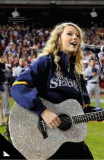 TAYLOR SWIFT - The Taylor Swift Fanbook - 9th Edition, September 2025