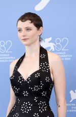 THOMASIN MCKENZIE at The Testament of Ann Lee Photocall at 82nd Venice International Film Festival 09/01/2025