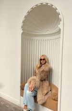 VICTORIA TURNER - Instagram Photos 09/29/2025