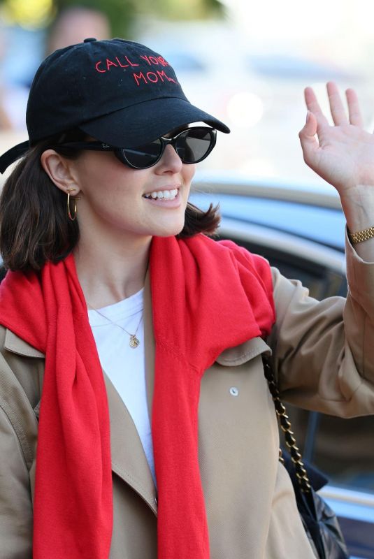 ZOEY DEUTCH Arrives at Maria Cristina Hotel at 73rd San Sebastian International Film Festival 09/18/2025