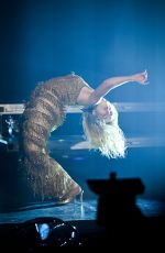 ADDISON RAE at Tonight Show Starring Jimmy Fallon 10/02/2025