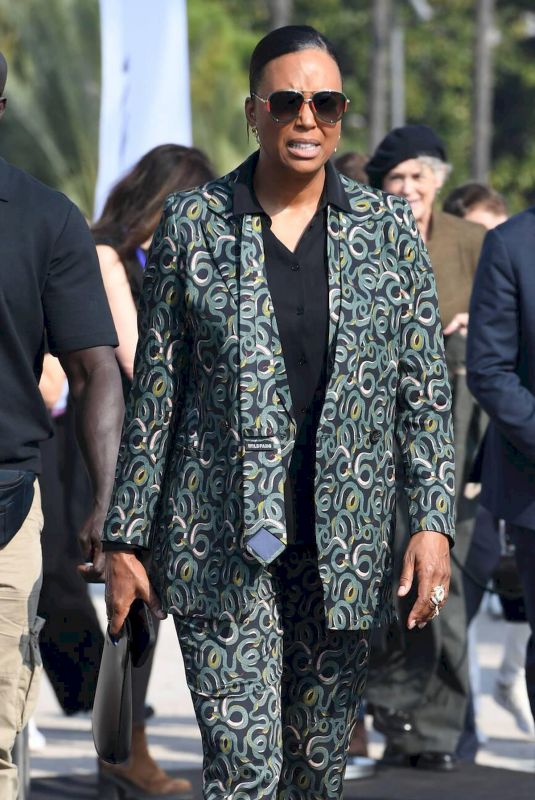 AISHA TYLER at The Walking Dead Photocall at Palais des Festivals at Mipcom Cannes 10/14/2025