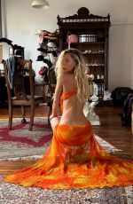 ALEXIS REN for Mirror Palais, October 2025
