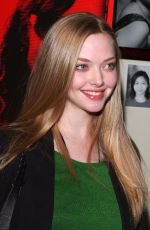 AMANDA SEYFRIED at Imaginary Heroes Premiere in Los Angeles 12/02/2004