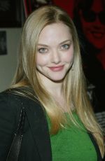 AMANDA SEYFRIED at Imaginary Heroes Premiere in Los Angeles 12/02/2004