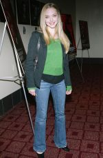 AMANDA SEYFRIED at Imaginary Heroes Premiere in Los Angeles 12/02/2004