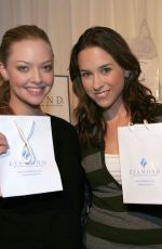 AMANDA SEYFRIED at Official Talent Gift Lounge for AFI Festival Day 2 in Hollywood 11/12/2005