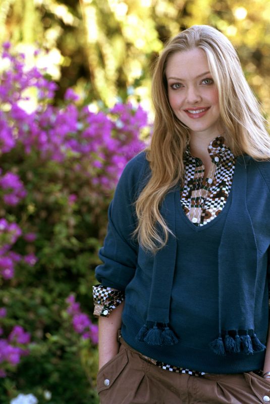 AMANDA SEYFRIED for Teen Vogue 2008