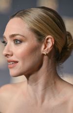 AMANDA SEYFRIED Receives Vanguard Award at 28th SCAD Savannah Film Festival 10/27/2025