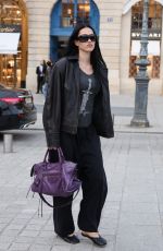 AMELIA HAMLIN Heading to Place Vendome in Paris 10/01/2025