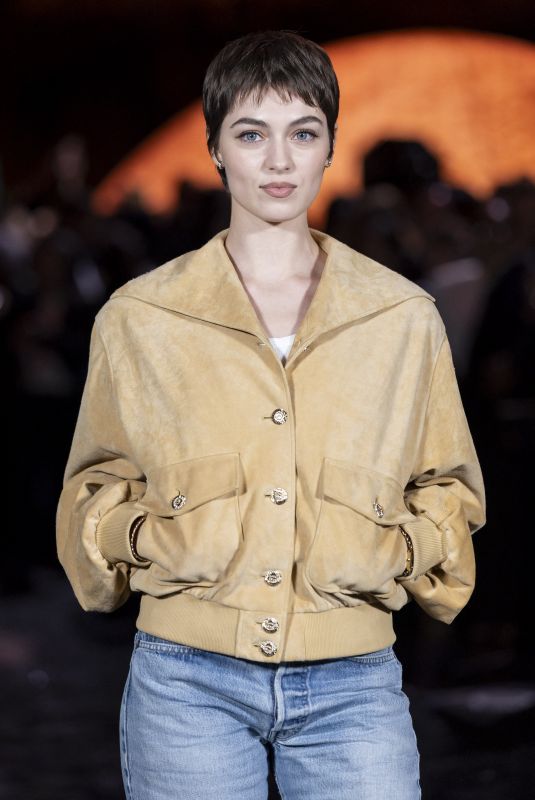ANAMARIA VARTOLOMEI at Chanel Show at Paris Fashion Week 10/06/2025