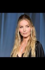 ANNABELLE WALLIS - Instagram Photos 10/29/2025