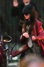 ANNE HATHAWAY on the Set of The Devil Wears Prada 2 in Milan 10/06/2025