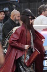 ANNE HATHAWAY on the Set of The Devil Wears Prada 2 in Milan 10/06/2025