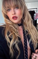 ANNE WINTERS - Instagram Photos 10/23/2025
