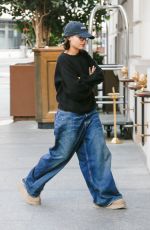 ARIANA GREENBLATT Arrives at Her Hotel in Paris 09/27/2025