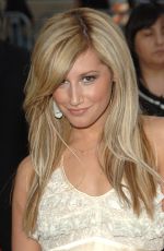 ASHLEY TISDALE at 34th annual American Music Awards in Los Angeles 11/21/2006
