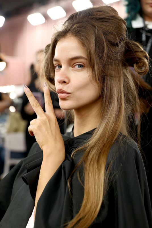 BARBARA PALVIN in the Backstage at Victoria