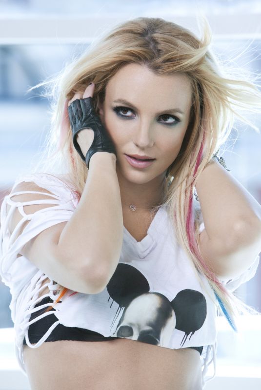 BRITNEY SPEARS – I Wanna Go Video Stills