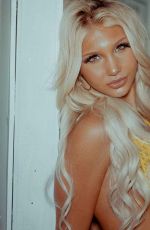 BROOKLYN RILEY for CTFashionMag, October 2025