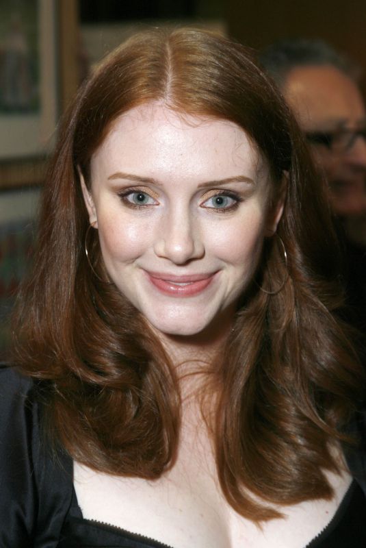 BRYCE DALLAS HOWARD at Frost/Nixon Premiere in Los Angeles 11/24/2008