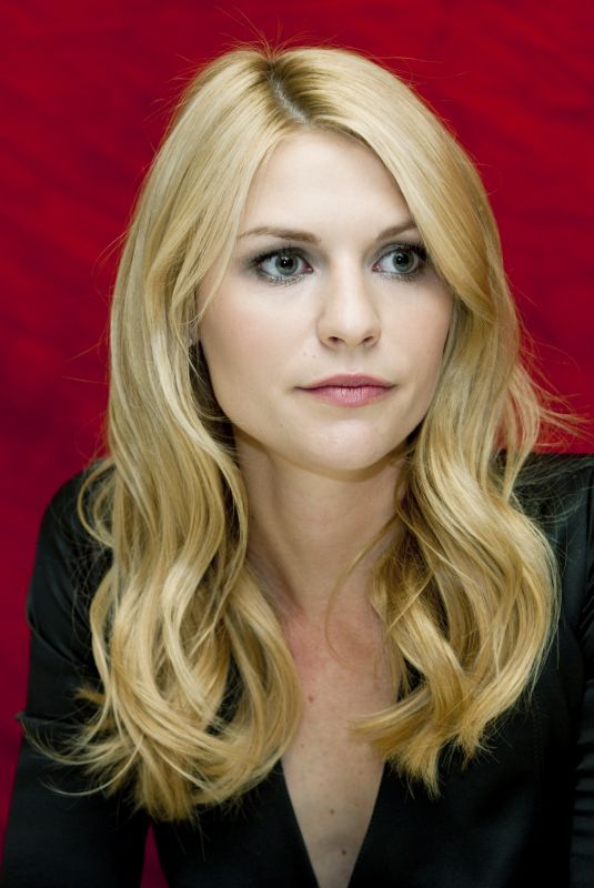 CLAIRE DANES at Me and Orson Welles Press Conference 11/17/2009