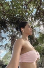 CLAUDIA CORIA - Instagram Photos and Video 10/16/2025