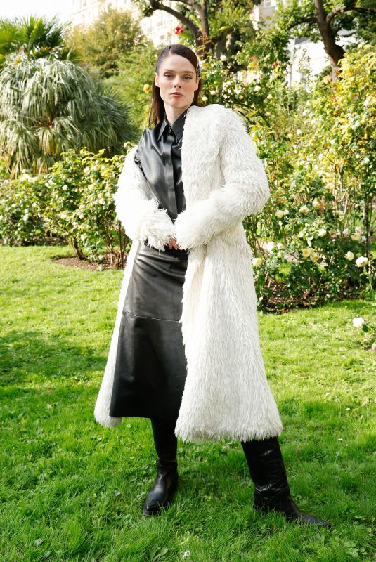 COCO ROCHA at Gabriela Hearst Fashion Show at Paris Fashion Week 10/01/2025