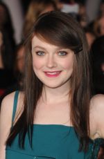 DAKOTA FANNING at The Twilight Saga Breaking Dawn - Part 2 Premiere in Los Angeles 11/12/2012