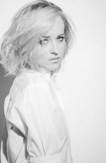 DAKOTA JOHNSON for Self Assignment May 2009