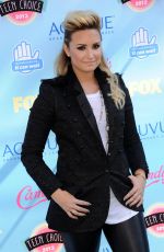 DEMI LOVATO at 2013 Teen Choice Awards in Universal City 11/08/2013