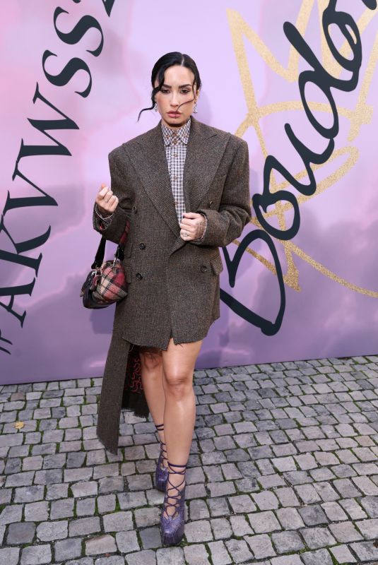 DEMI LOVATO at Vivienne Westwood Womenswear Spring/Summer 2026 Show at Paris Fashion Week 10/04/2025