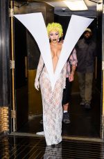 DOJA CAT Arrives at Saturday Night Live in New York City 10/04/2025