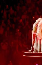 DUA LIPA Performs on Her Radical Optimism Tour at American Airlines Center in Dallas 10/01/2025