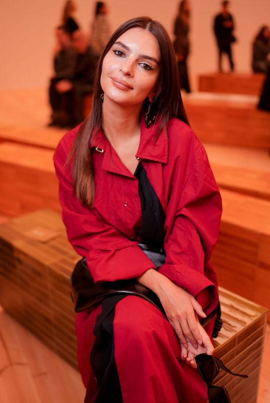 EMILY RATAJKOWSKI at Loewe Show at Paris Fashion Week 10/03/2025