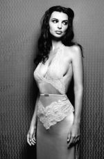 EMILY RATAJKOWSKI - Instagram Photos and Video 10/24/2025