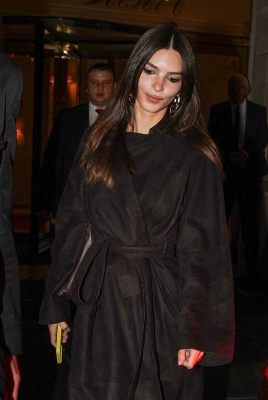 EMILY RATAJKOWSKI Leaves Her Hotel in Paris 10/02/2025
