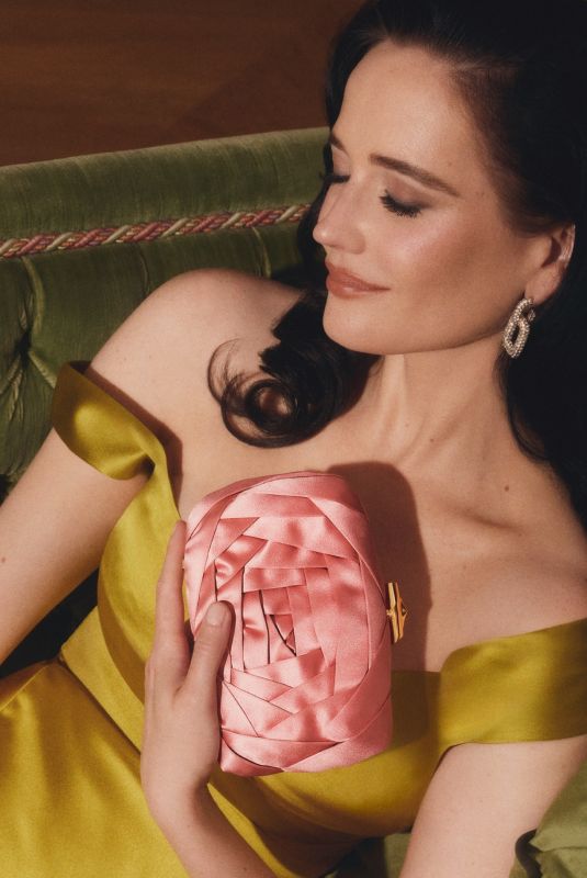 EVA GREEN for Roger Vivier La Rose Vivier 2025
