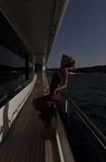 FRIDA AASEN - Instagram Photos 10/07/2025
