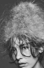 GRACIE ABRAMS for Vogue SPain, October 2025